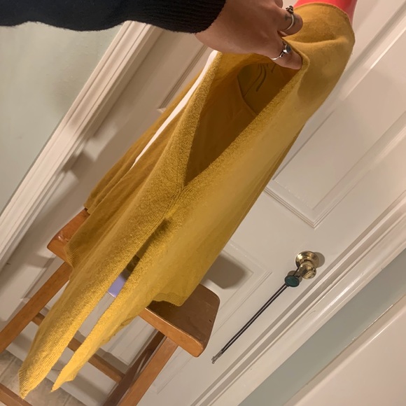 Yellow Cardigan - Picture 10 of 11